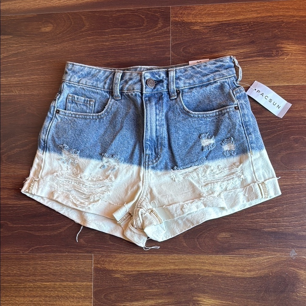 PacSun Women's Distressed Mom Shorts Size 25